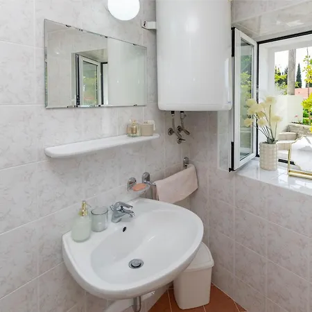 House Marija * Trsteno